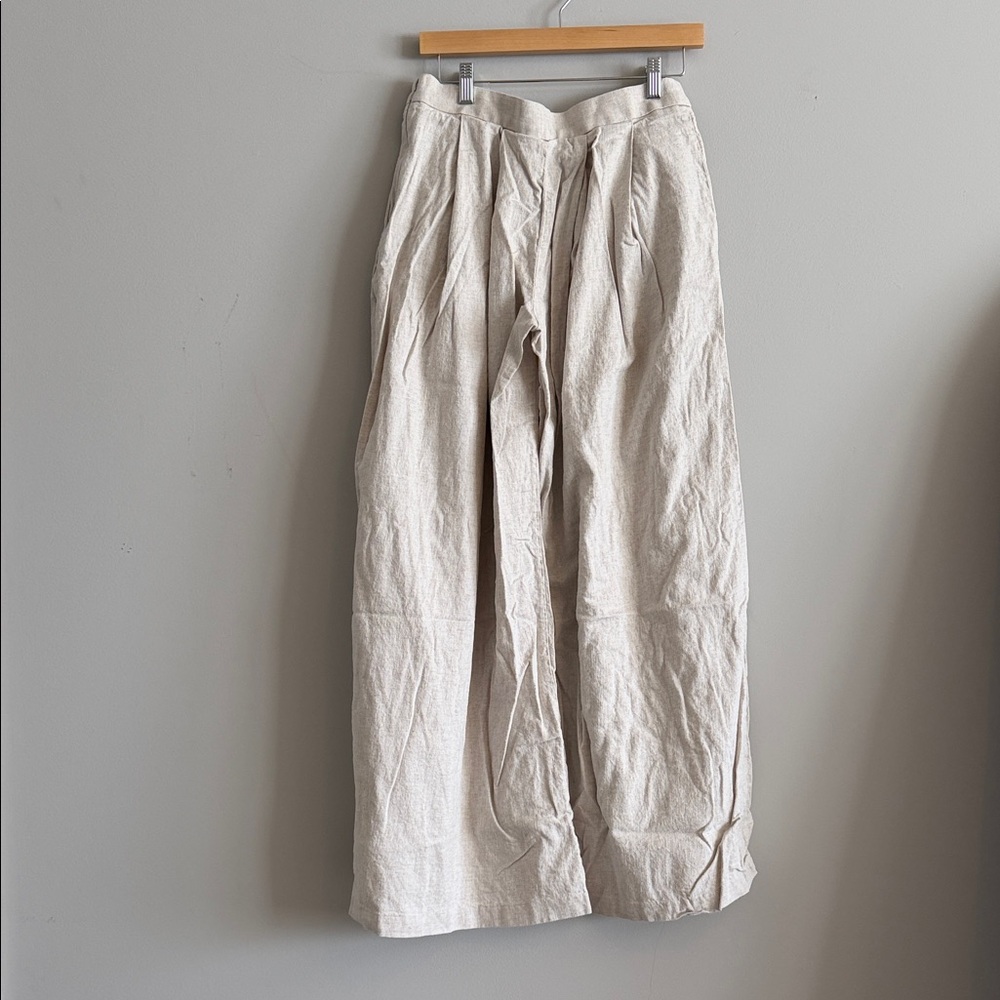 Banana Republic Wide-Leg Linen-Blend Chinos in Natural Beige